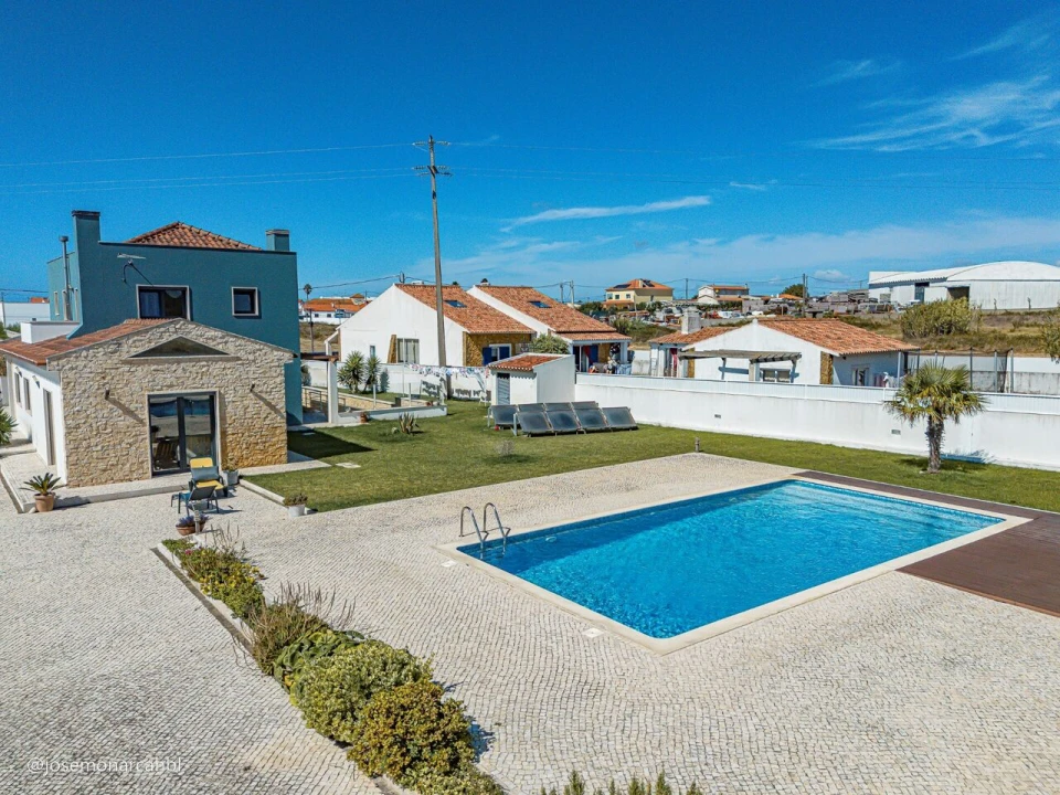 Moradia T4 para Venda em São João das Lampas e Terrugem Foto 41