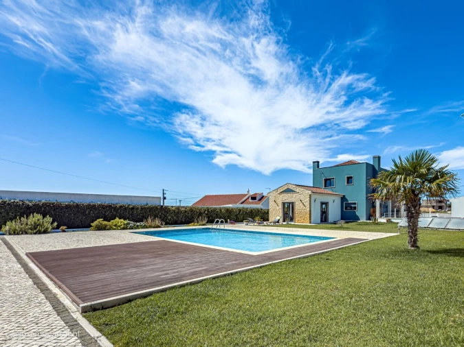 Moradia T4 para Venda em São João das Lampas e Terrugem Foto 1