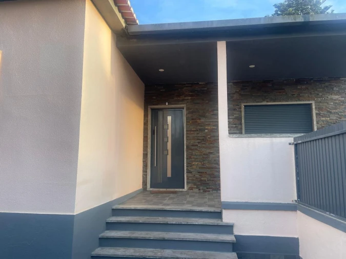 Moradia T4 para Venda em Almada, Cova da Piedade, Pragal e Cacilhas Foto 11