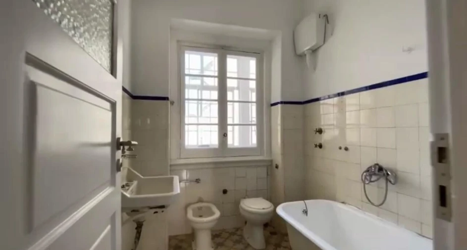 Apartamento T4 para Venda em Arroios Foto 2