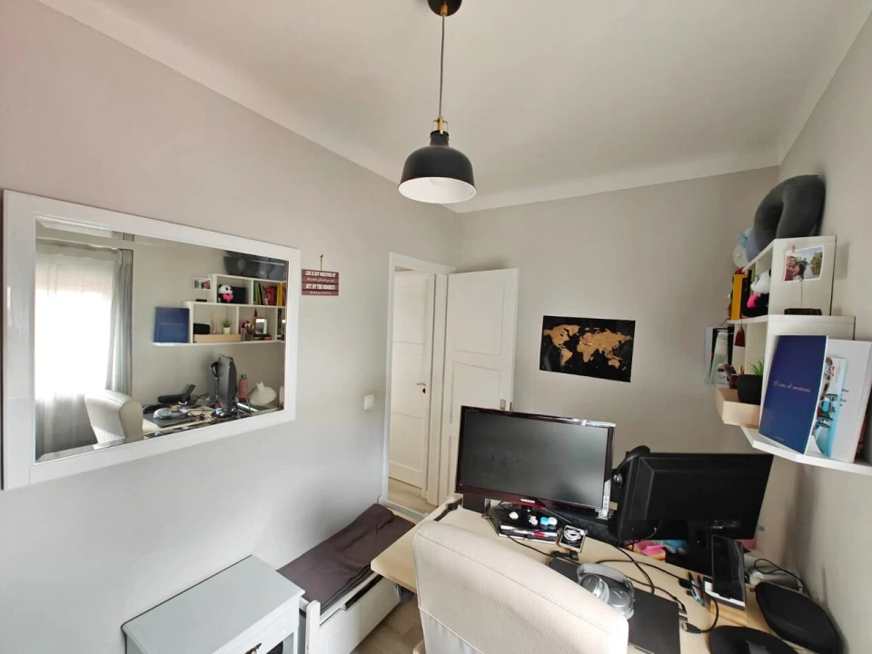 Apartamento T2 para Venda em Pontinha e Famões Foto 12