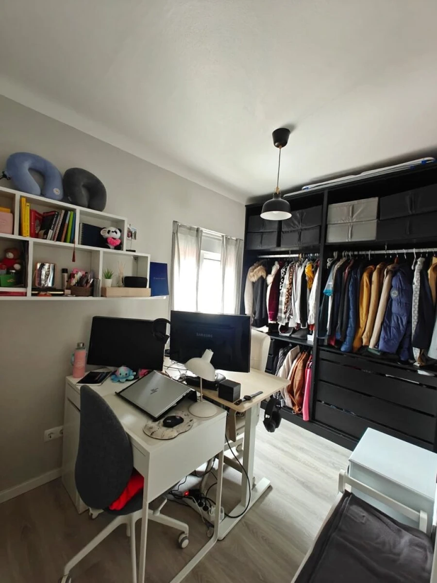 Apartamento T2 para Venda em Pontinha e Famões Foto 11