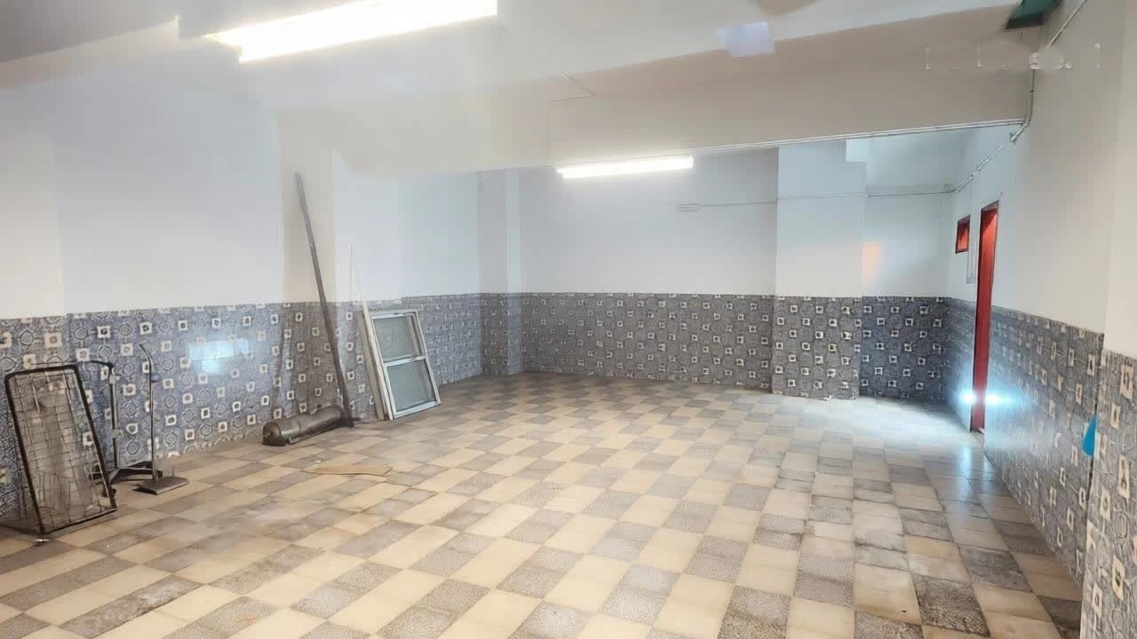 Loja para Arrendamento em Pontinha e Famões Foto 8