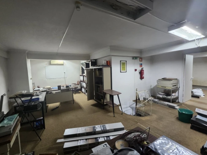 Loja para Arrendamento em Pontinha e Famões Foto 6