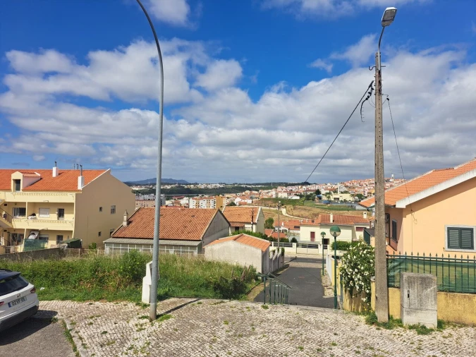 Terreno para Venda em Pontinha e Famões Foto 6