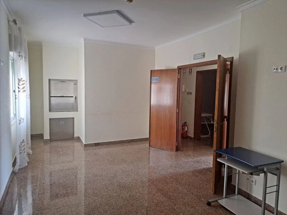 Moradia T7 para Venda em Ramada e Caneças Foto 4