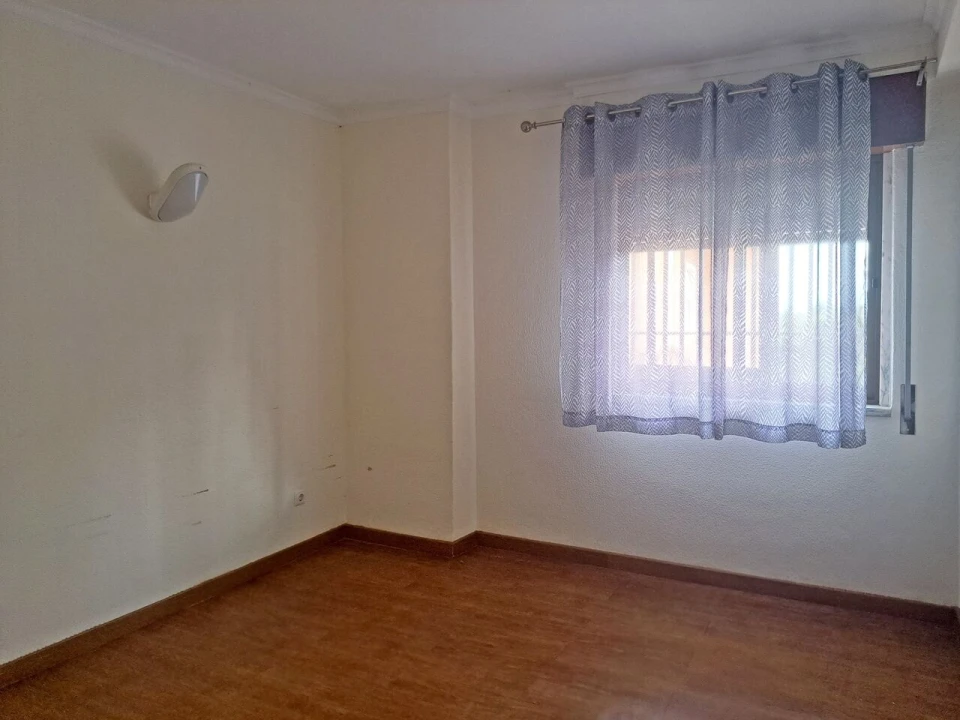 Moradia T7 para Venda em Ramada e Caneças Foto 18