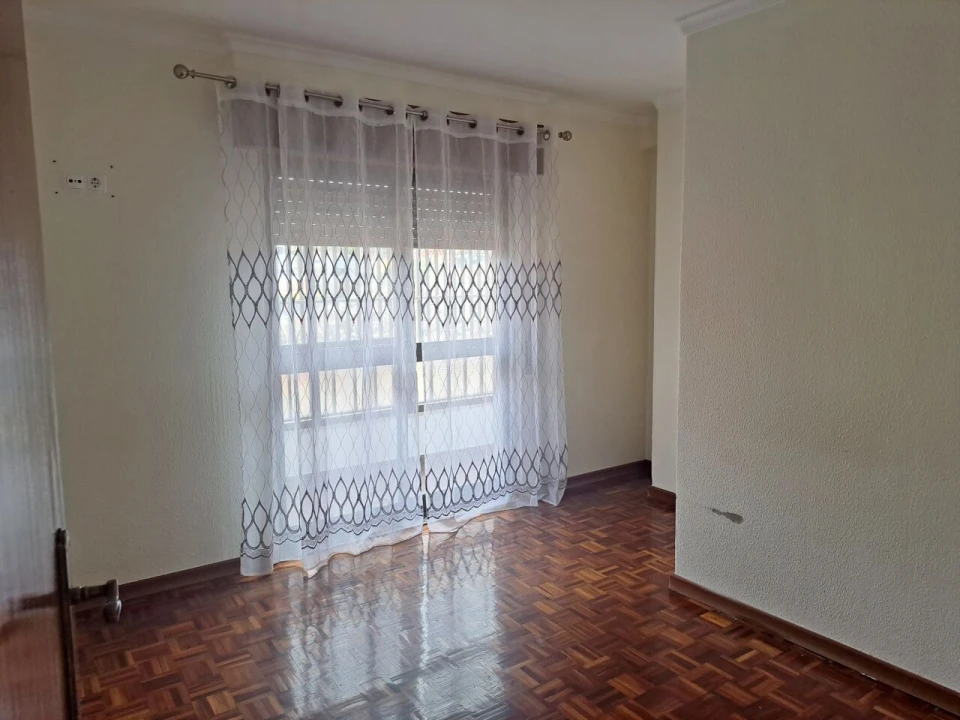 Moradia T7 para Venda em Ramada e Caneças Foto 20