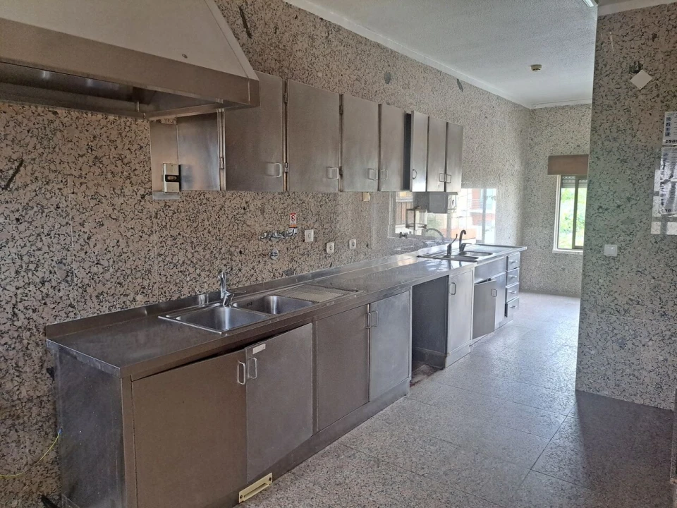 Moradia T7 para Venda em Ramada e Caneças Foto 22