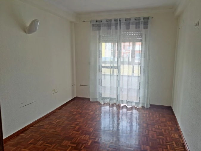 Moradia T7 para Venda em Ramada e Caneças Foto 17