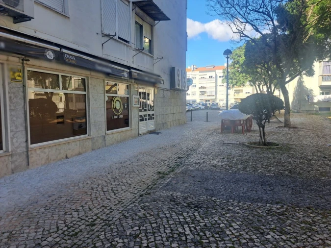 Loja para Venda em Odivelas Foto 12