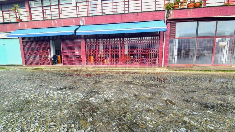 Loja para Venda em Lustosa e Barrosas (Santo Estêvão)