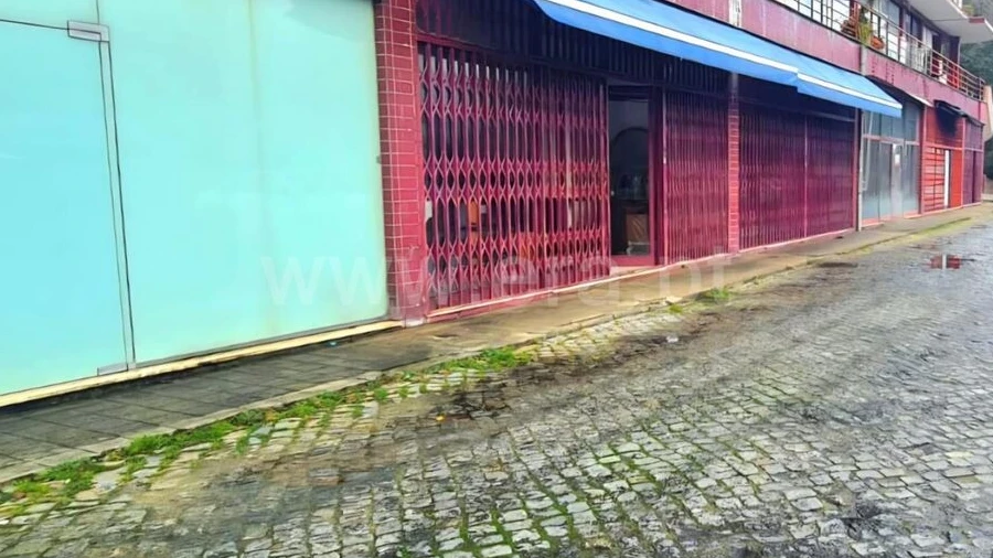 Loja para Venda em Lustosa e Barrosas (Santo Estêvão)