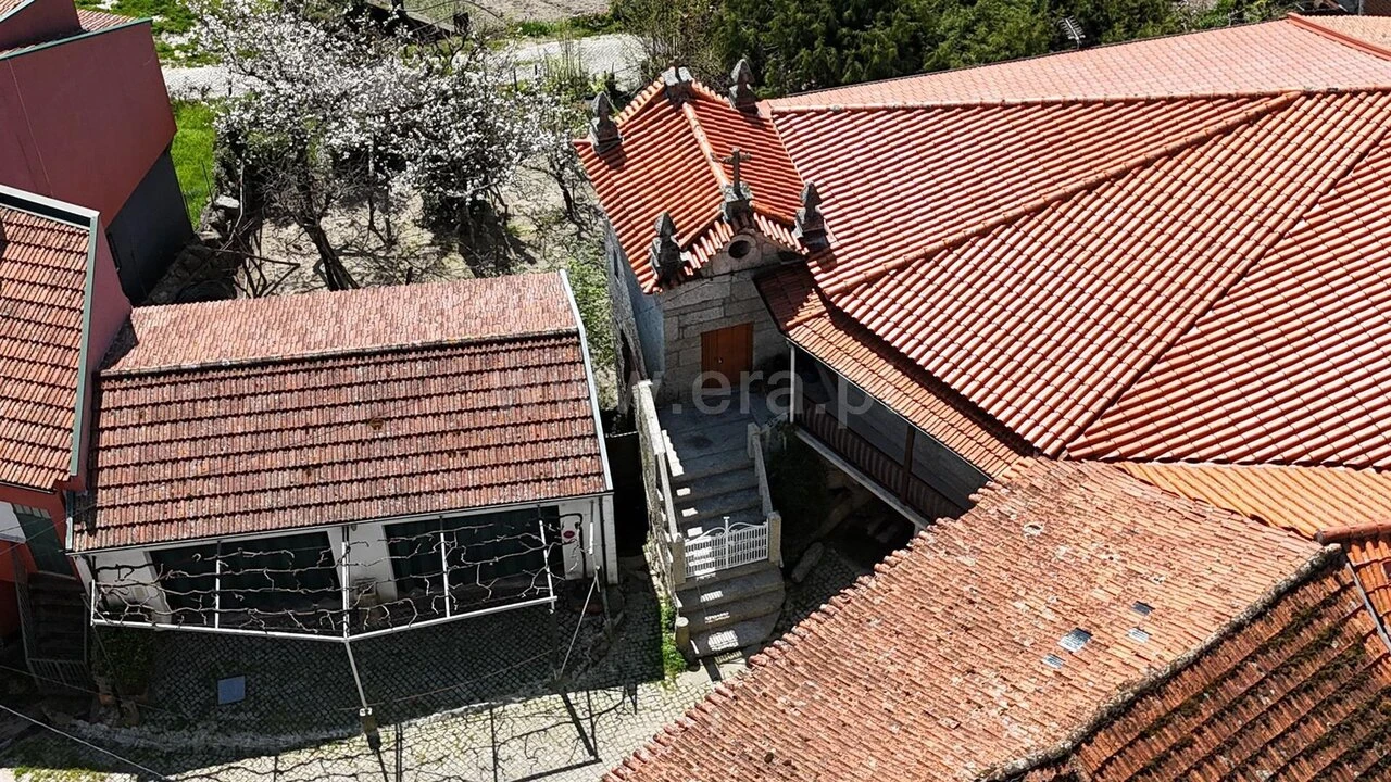 Moradia T4 para Venda em Teixeira e Teixeiró Foto 7