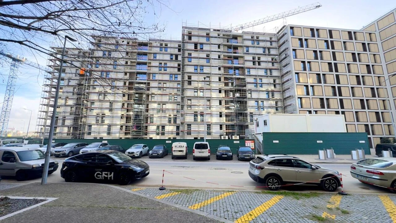 Apartamento T3 para Venda em Santa Marinha e São Pedro da Afurada Foto 1