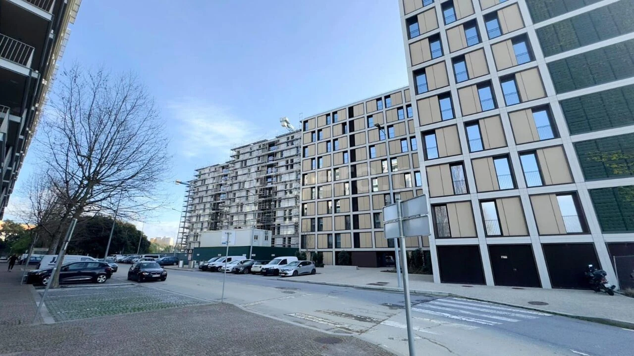Apartamento T3 para Venda em Santa Marinha e São Pedro da Afurada Foto 2