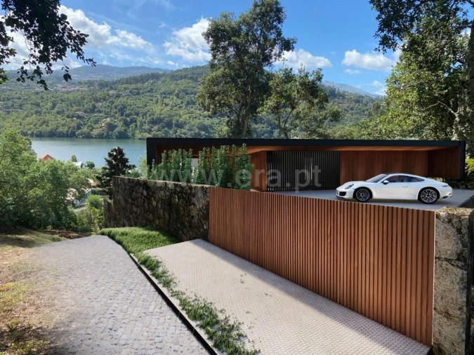 Moradia T7 para Venda em Ancede e Ribadouro Foto 1