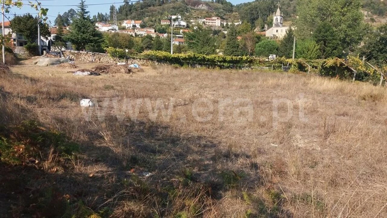 Terreno para Venda em Ancede e Ribadouro Foto 9