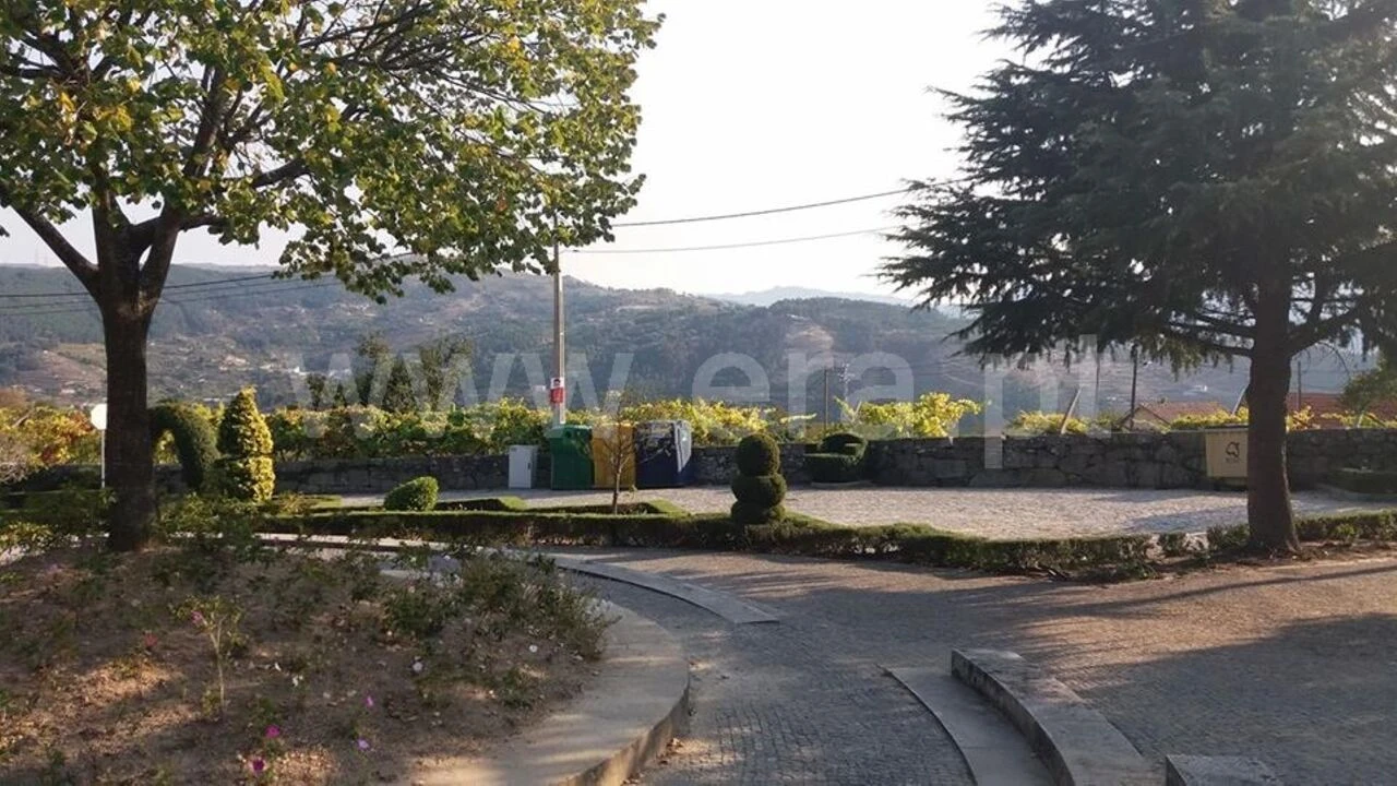 Terreno para Venda em Ancede e Ribadouro Foto 6