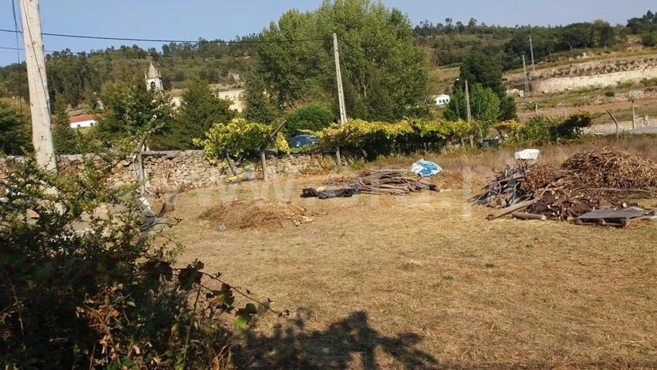 Terreno para Venda em Ancede e Ribadouro Foto 8