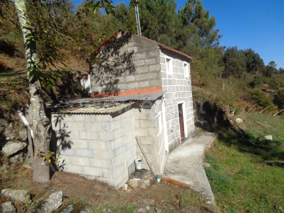 Terreno para Venda em Campelo e Ovil Foto 5