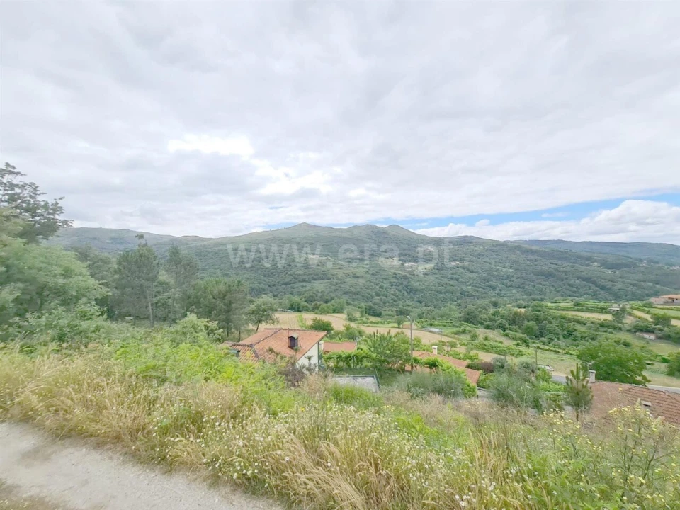 Terreno para Venda em Campelo e Ovil Foto 6