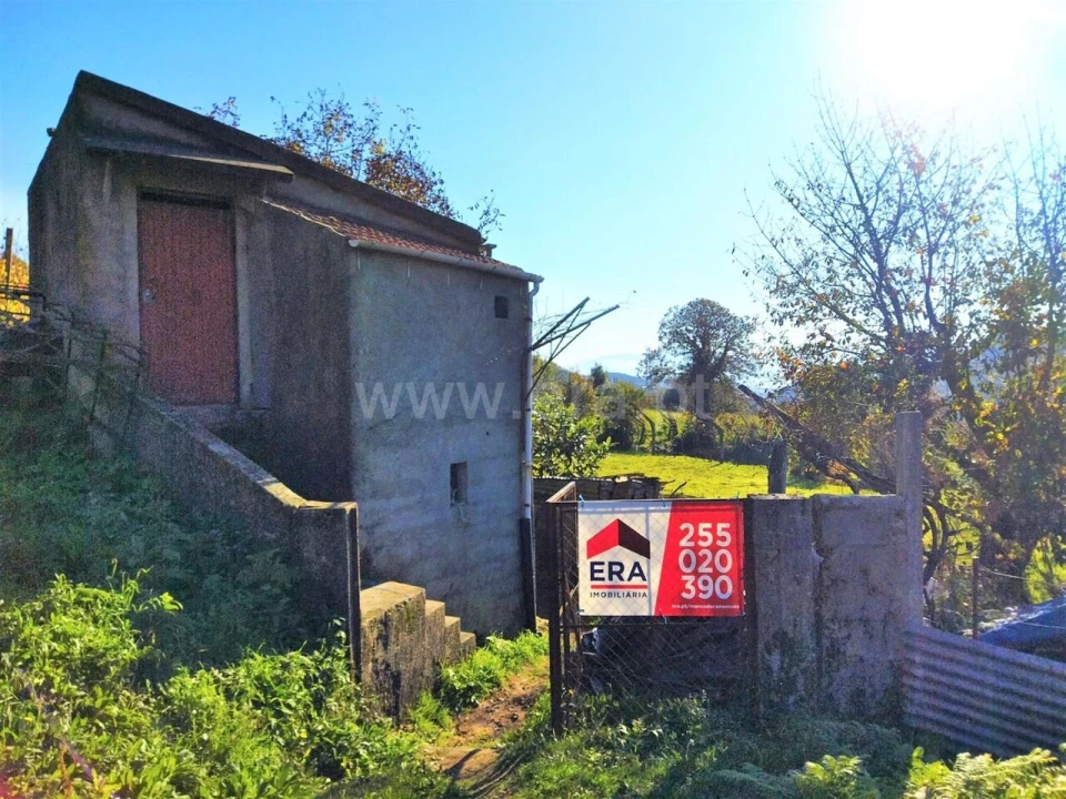 Terreno para Venda em Campelo e Ovil Foto 1