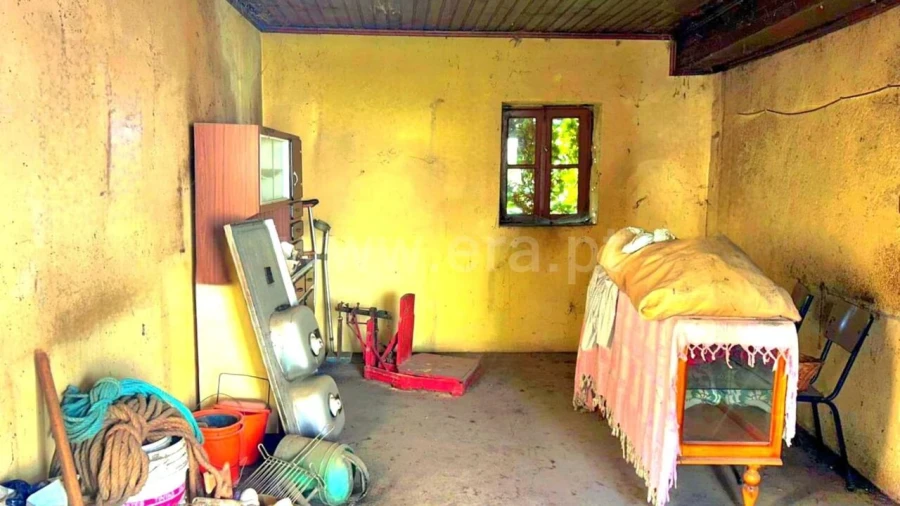 Moradia T0 para Venda em Teixeira e Teixeiró Foto 8