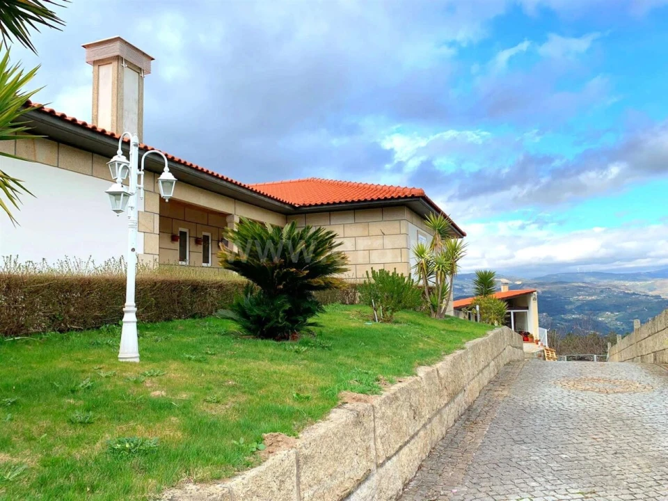 Moradia T5 para Venda em Anreade e São Romão de Aregos Foto 2