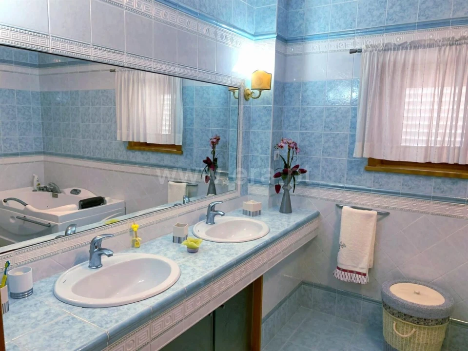 Moradia T5 para Venda em Anreade e São Romão de Aregos Foto 17