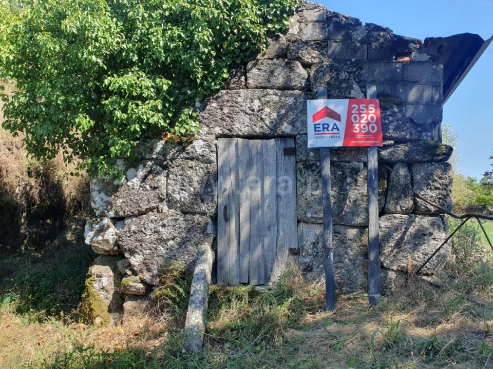 Terreno para Venda em Bustelo, Carneiro e Carvalho de Rei Foto 1