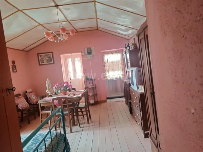 Moradia T0 para Venda em Freigil e Miomães Foto 11