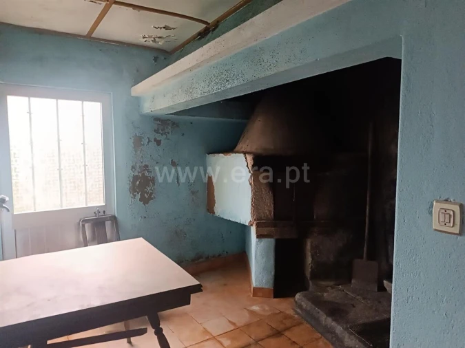 Moradia T0 para Venda em Freigil e Miomães Foto 6