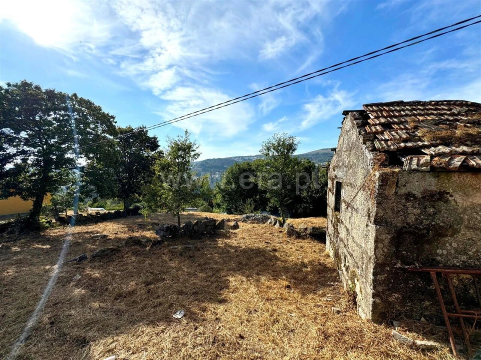 Terreno para Venda em Campelo e Ovil Foto 10