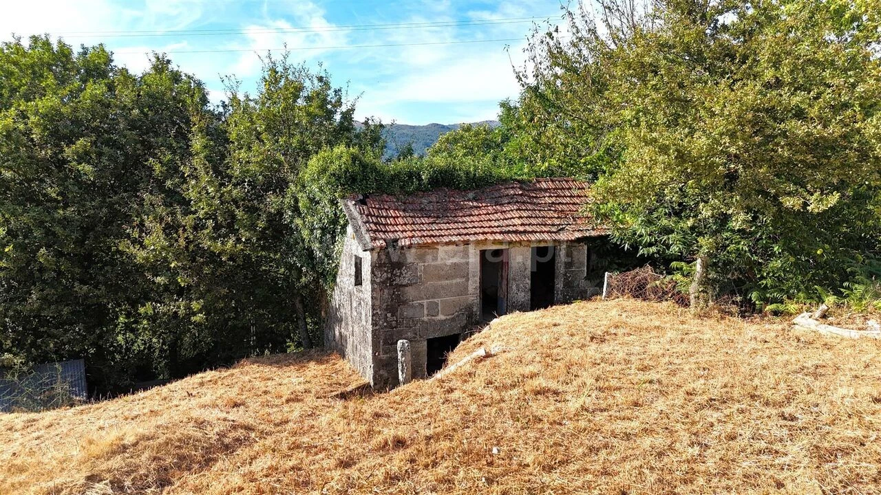 Terreno para Venda em Campelo e Ovil Foto 14