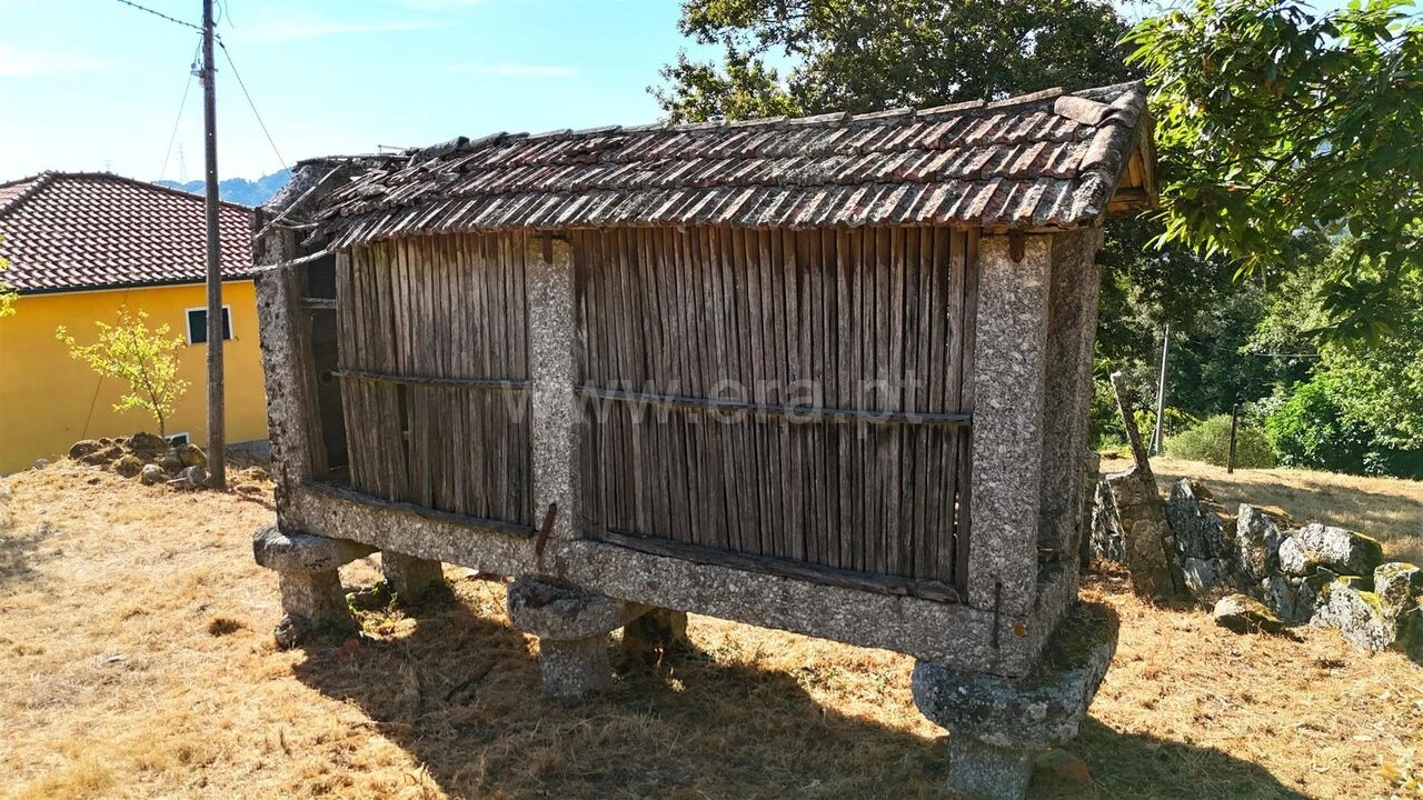 Terreno para Venda em Campelo e Ovil Foto 4