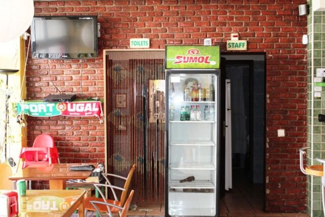 Loja para Venda em Albufeira e Olhos de Água Foto 13