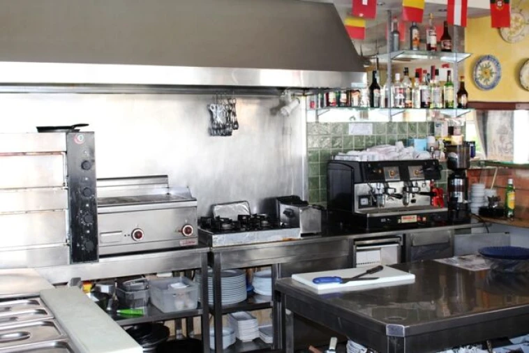 Loja para Venda em Albufeira e Olhos de Água Foto 11