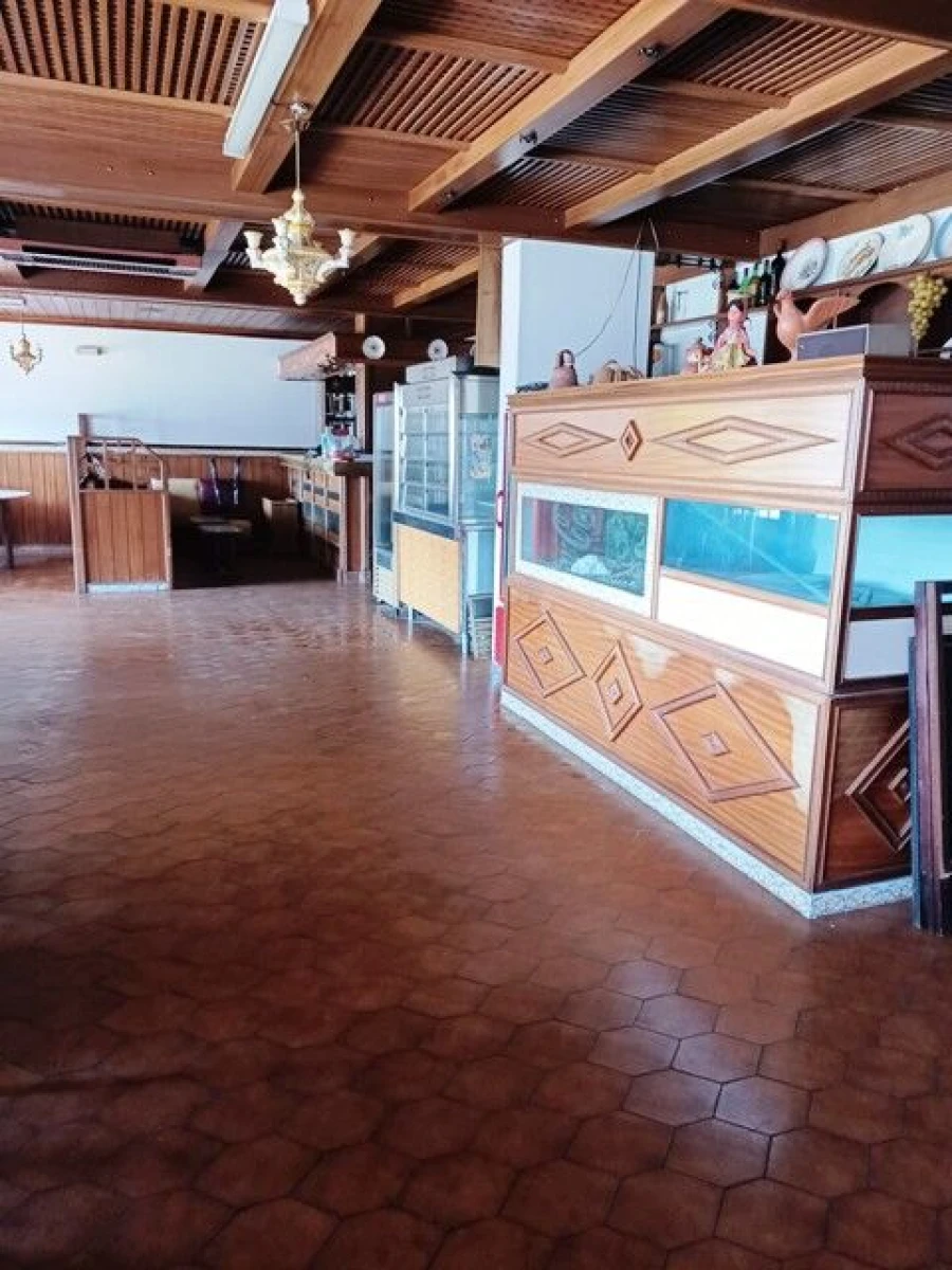 Loja para Venda em Albufeira e Olhos de Água Foto 2