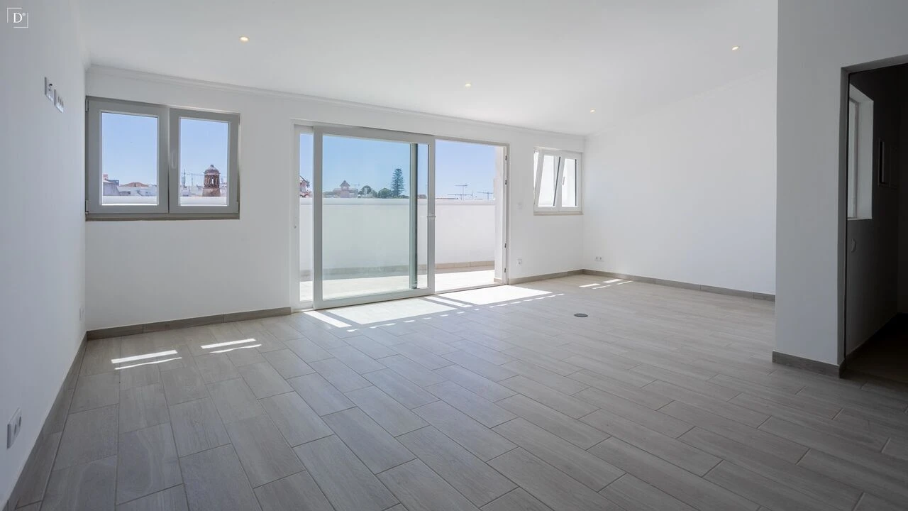 Apartamento T1 para Venda em Loule (São Clemente) Foto 24