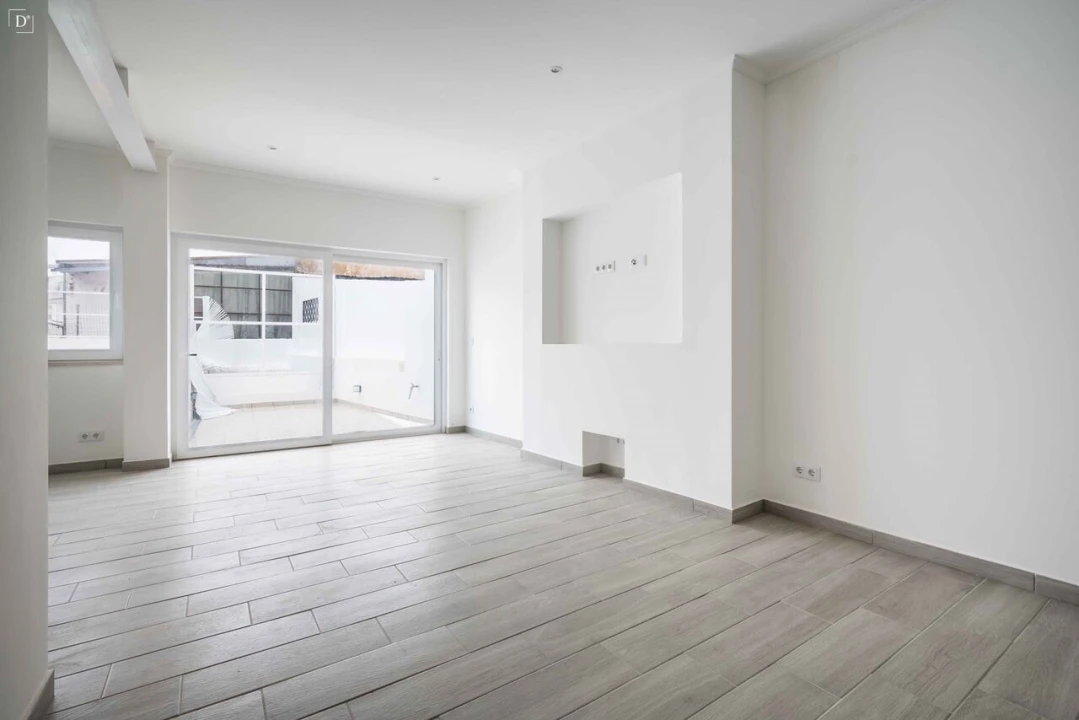 Apartamento T2 para Venda em Loule (São Clemente) Foto 2