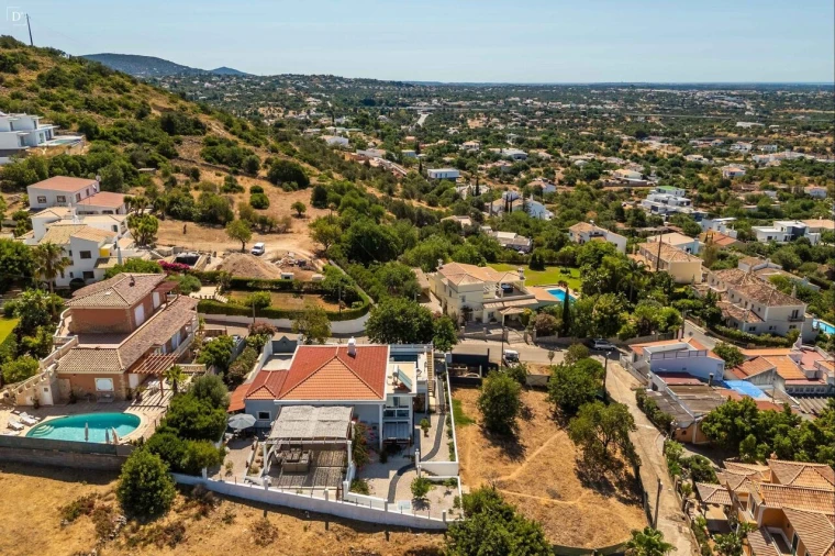 Moradia T4 para Venda em Loule (São Clemente) Foto 35