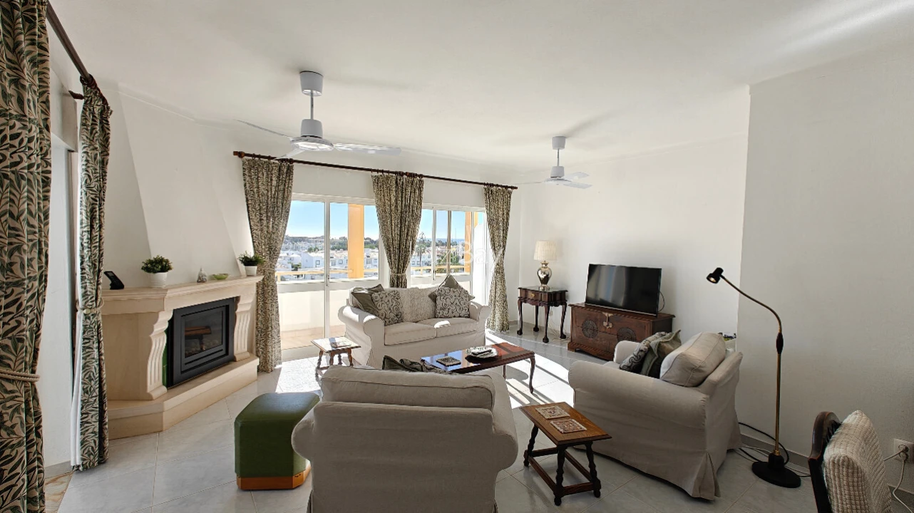 Apartamento T3 para Venda em Lagos (São Sebastião e Santa Maria) Foto 2