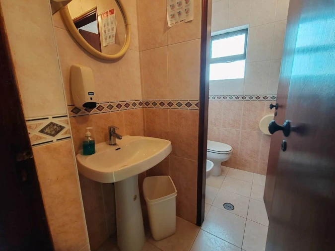 Loja para Venda em Albufeira e Olhos de Água Foto 13