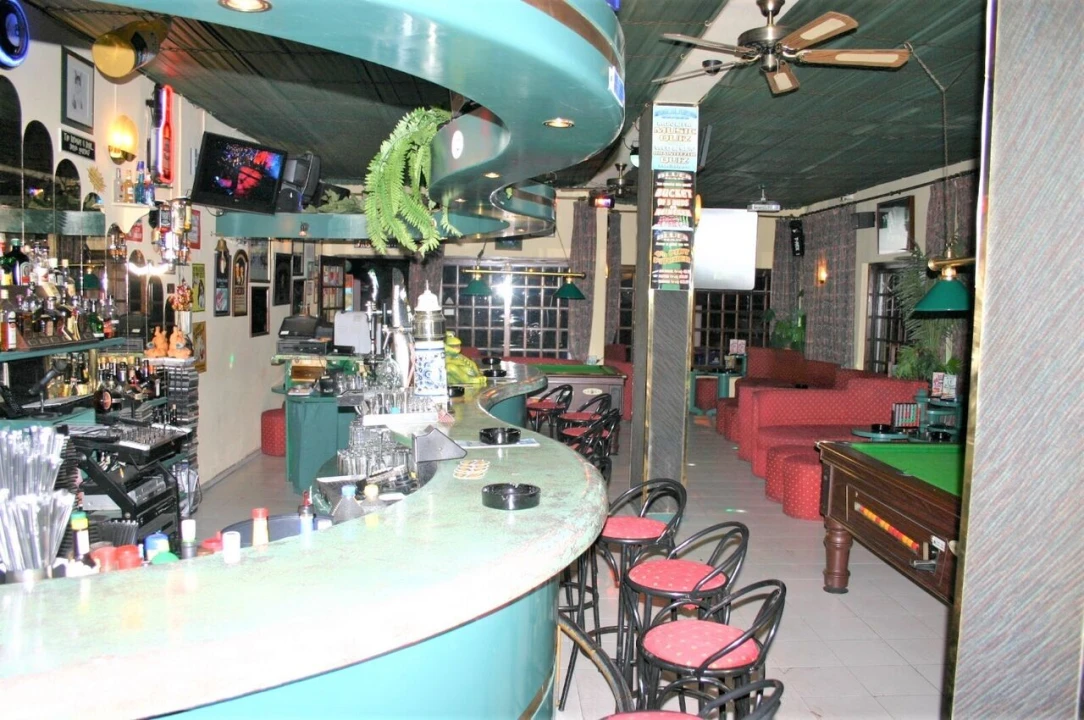 Loja para Venda em Albufeira e Olhos de Água Foto 3