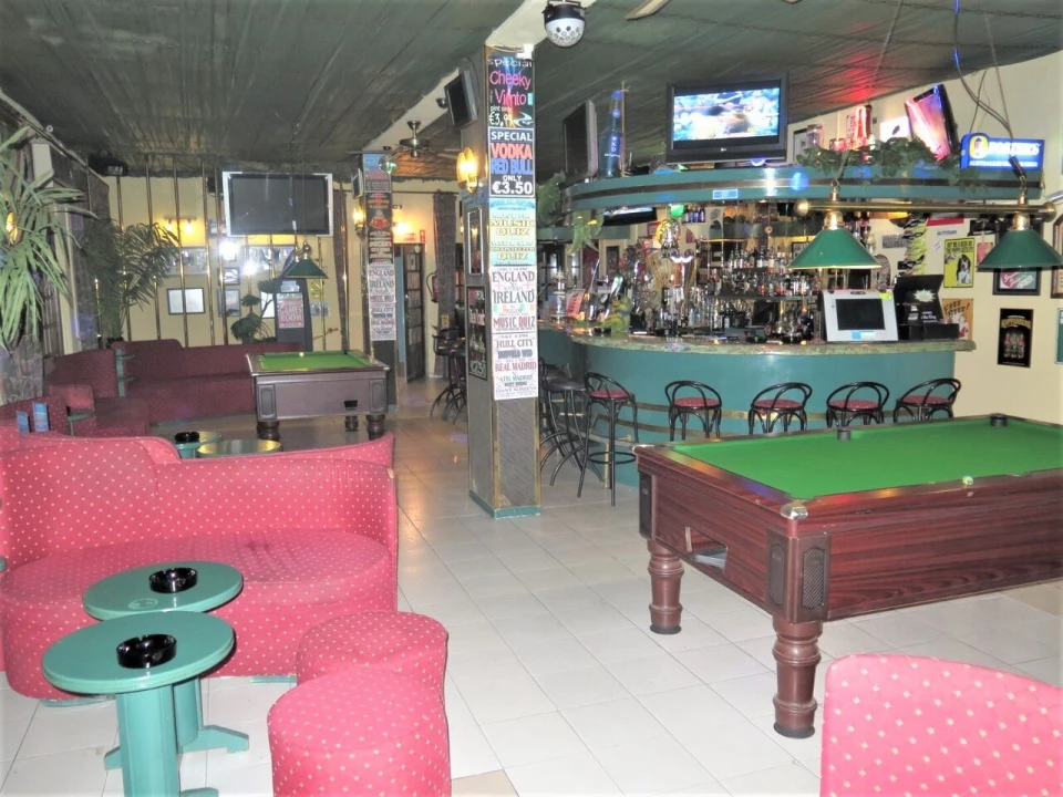 Loja para Venda em Albufeira e Olhos de Água Foto 5