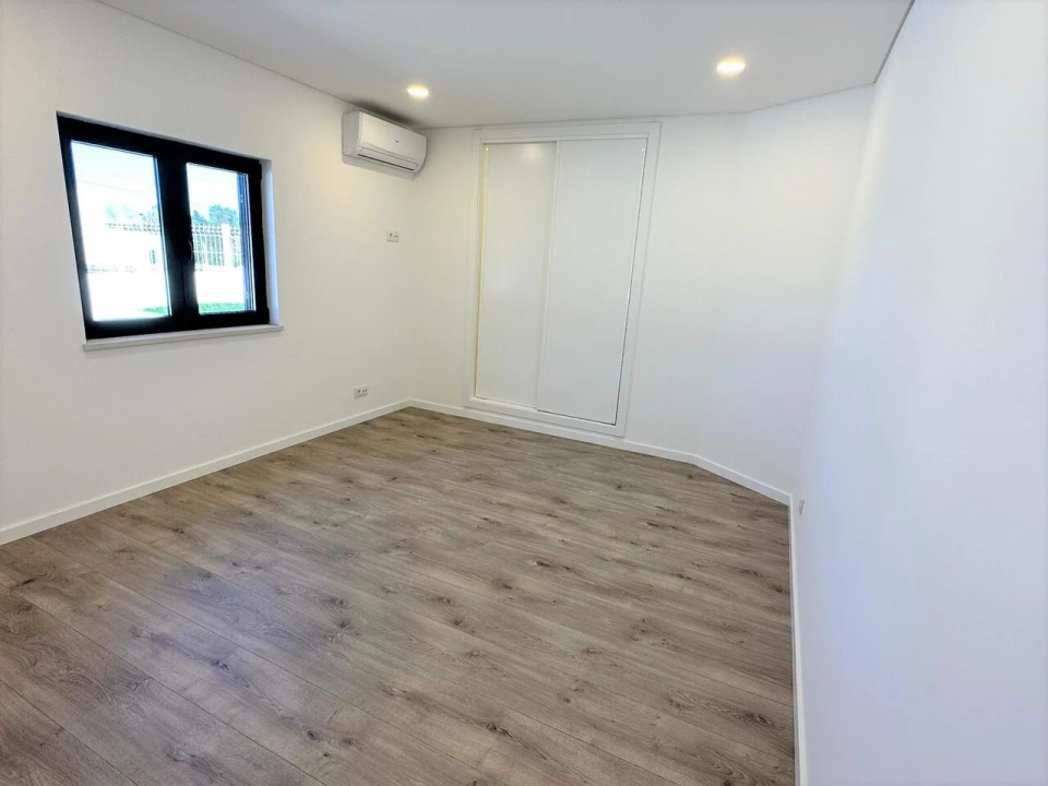 Moradia T4 para Venda em Algoz e Tunes Foto 8