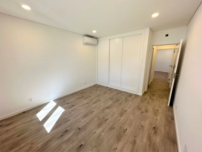 Moradia T4 para Venda em Algoz e Tunes Foto 9