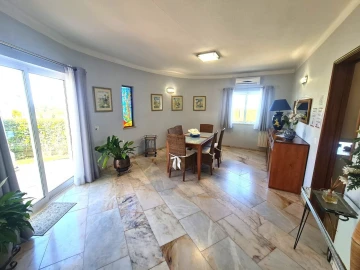 Moradia T4 para Venda em Lagoa e Carvoeiro