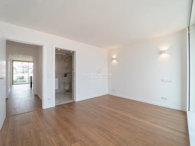 Apartamento T2 para Venda em Bonfim Foto 3